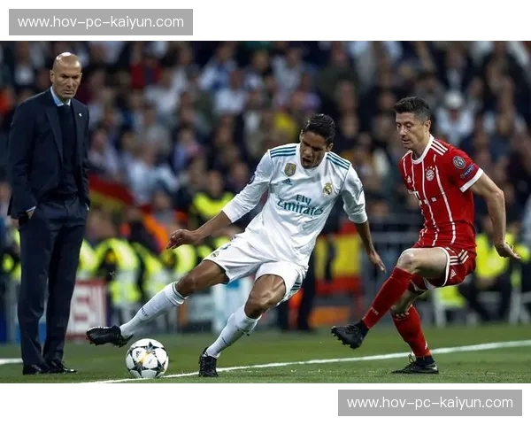 伯纳乌的荣耀之夜:皇马vs拜仁重播,一场永载史册的欧冠史诗 伯纳乌的荣耀之夜:皇马vs拜仁重播,一场永载史册的欧冠史诗